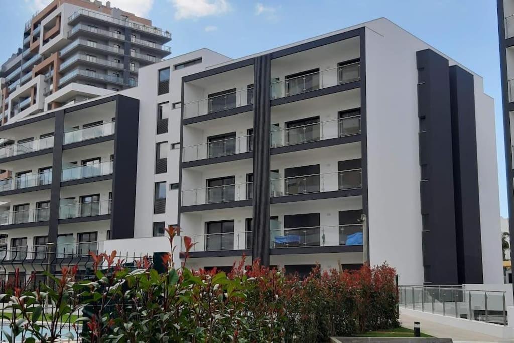 Charming Apartment Monte Residence On Top Floor. بورتيماو المظهر الخارجي الصورة