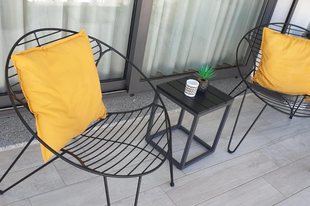 Charming Apartment Monte Residence On Top Floor. بورتيماو المظهر الخارجي الصورة
