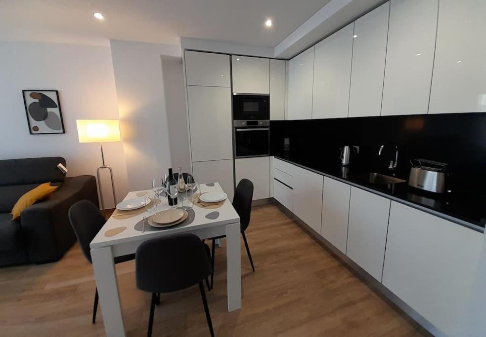 Charming Apartment Monte Residence On Top Floor. بورتيماو المظهر الخارجي الصورة