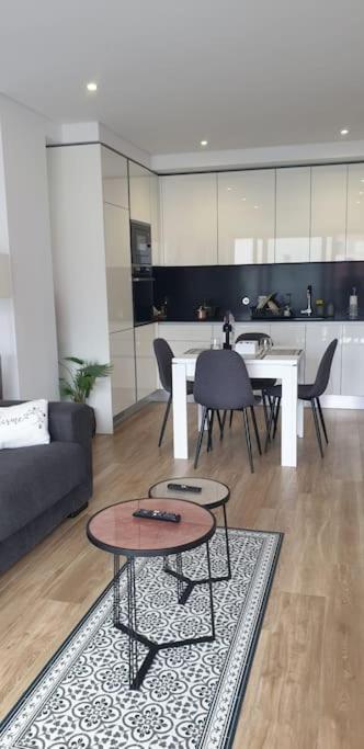 Charming Apartment Monte Residence On Top Floor. بورتيماو المظهر الخارجي الصورة